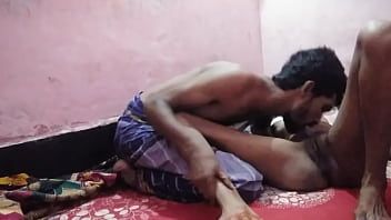 Reproduzir Vídeo de foda pornográfica jovem fofa beleza sexo com jovem casal de aldeia chibi