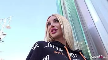 play Explorador alemán - anal duro para la milf ucraniana de culo apretado anita blanche