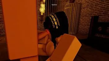play La criada infiel es golpeada en la mazmorra de los ex novios