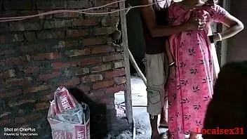 চালান তার স্থানীয় বন্ধুর দ্বারা গোলাপী পোষাক স্ত্রীর সেক্স (localsex31 দ্বারা অফিসিয়াল ভিডিও)