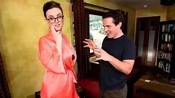 Abspielen Verheiratete Masseuse gibt Massage mit Happy End für perversen Kunden - ganzer Film auf nuruhd.net