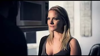 play Fata fără adăpost, Lisey Sweet, îl ia pe bărbatul căsătorit pentru a-i mulțumi în mod corespunzător pentru bunătatea lui - film complet pe freetaboo.net