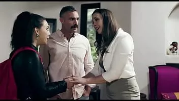 play Nu-mi vine să cred! soțul înșelători ia o soție și amantă într-o noapte fără să fie prins - film complet pe freetaboo.net