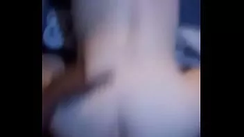 play Kız ağzına tutkulu bir oral seks boşalmak yaptı ve o yuttu
