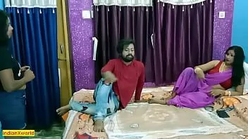 تشغيل الهندي البنغالية عمتي الجنس الأعمال في المنزل! أفضل الجنس الهندي مع الصوت القذر