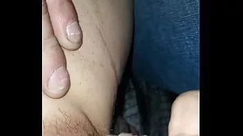Reproducir Esposa clavando a su hombre con un consolador enorme
